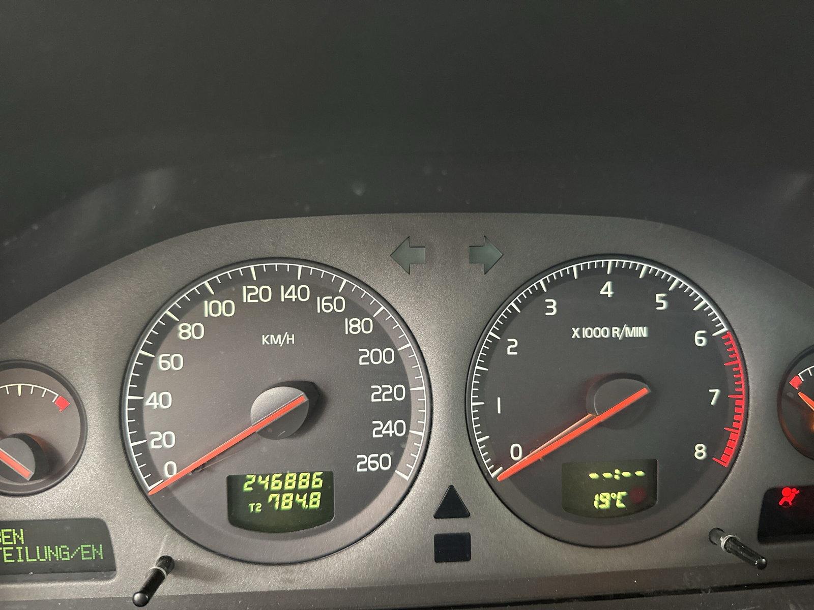46654076-11.jpg