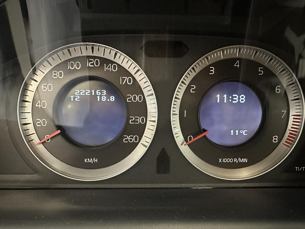 48688889-12.jpg
