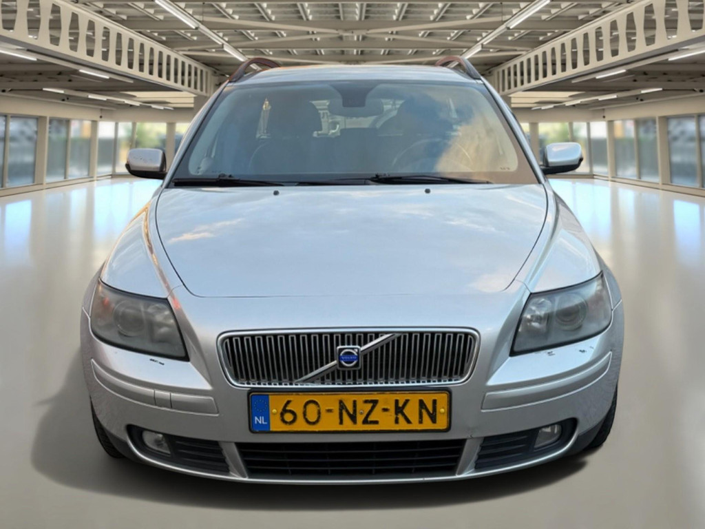 49433047-1.jpg