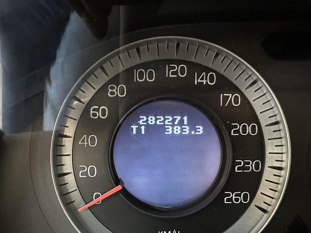 49720415-14.jpg