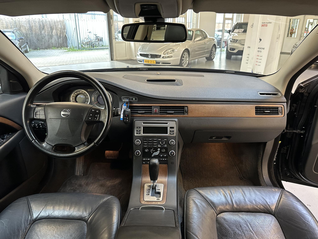 49720415-8.jpg