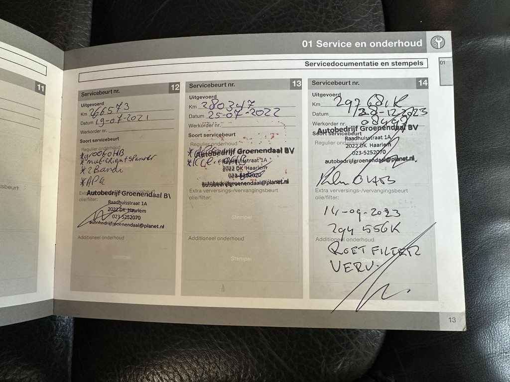 50331910-26.jpg