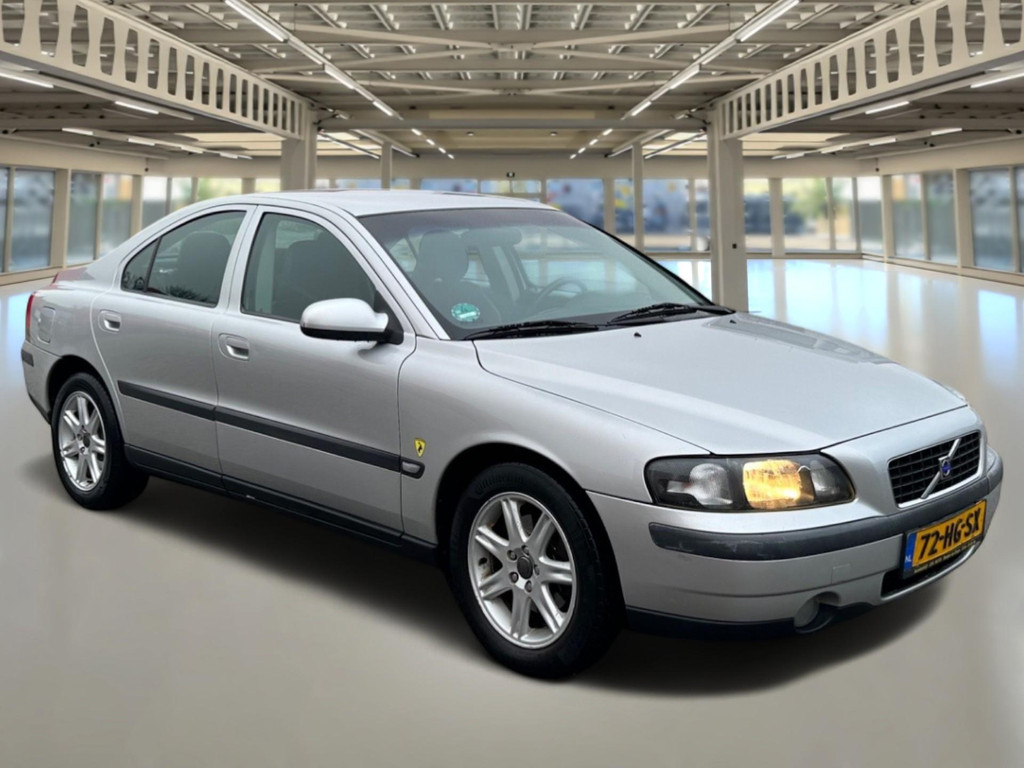 51281062-4.jpg