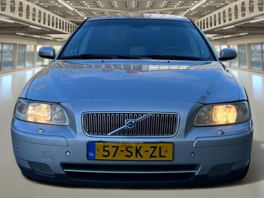 51363452-1.jpg