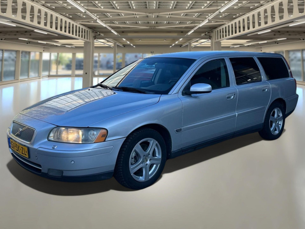 51363452-4.jpg