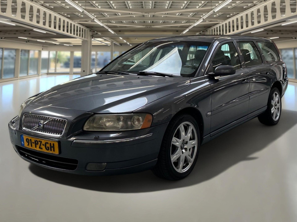 52562261-4.jpg