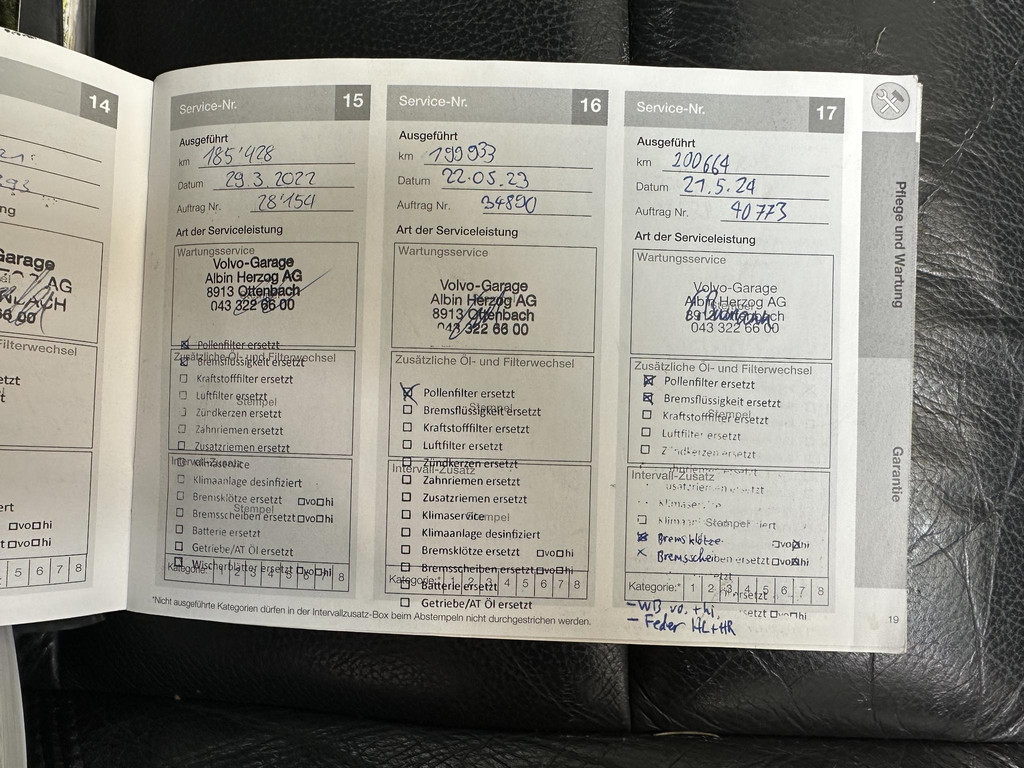 52849970-29.jpg