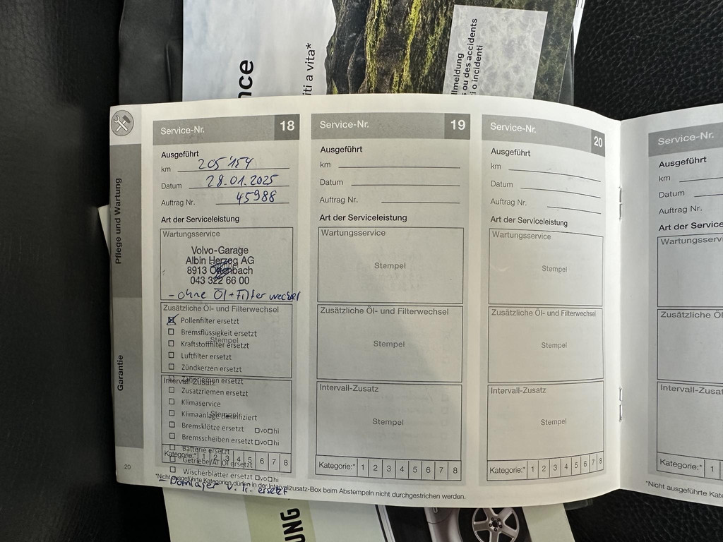 52849970-30.jpg