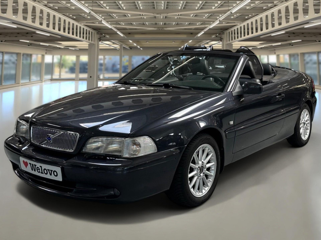 52856185-4.jpg