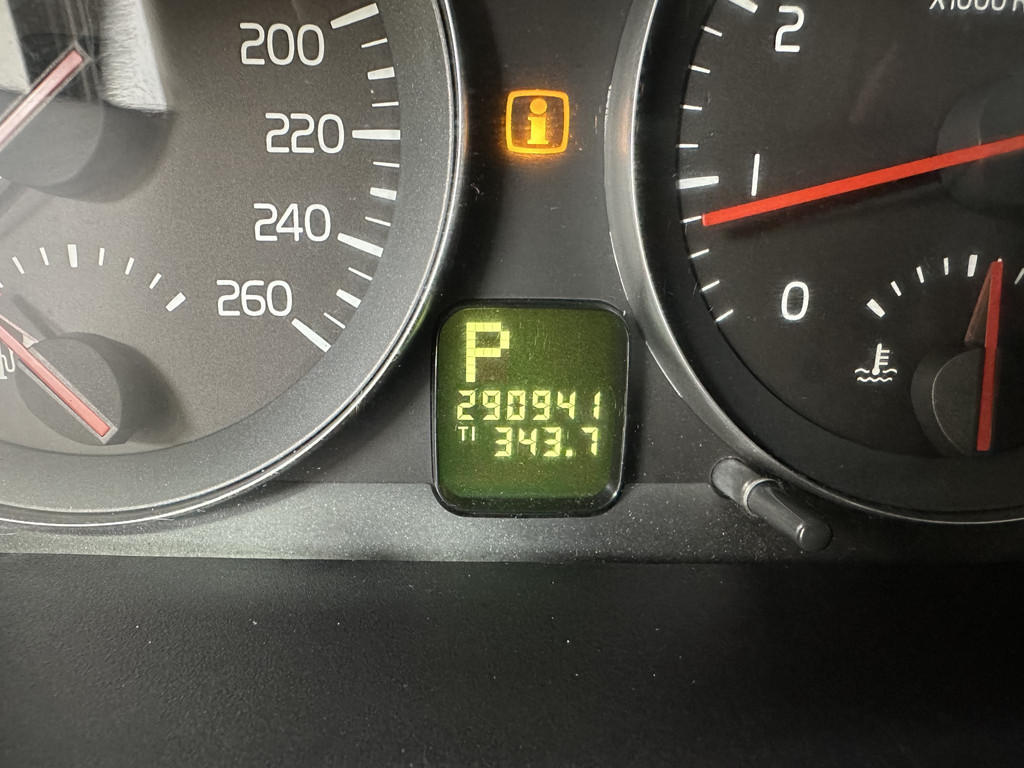 53010052-16.jpg