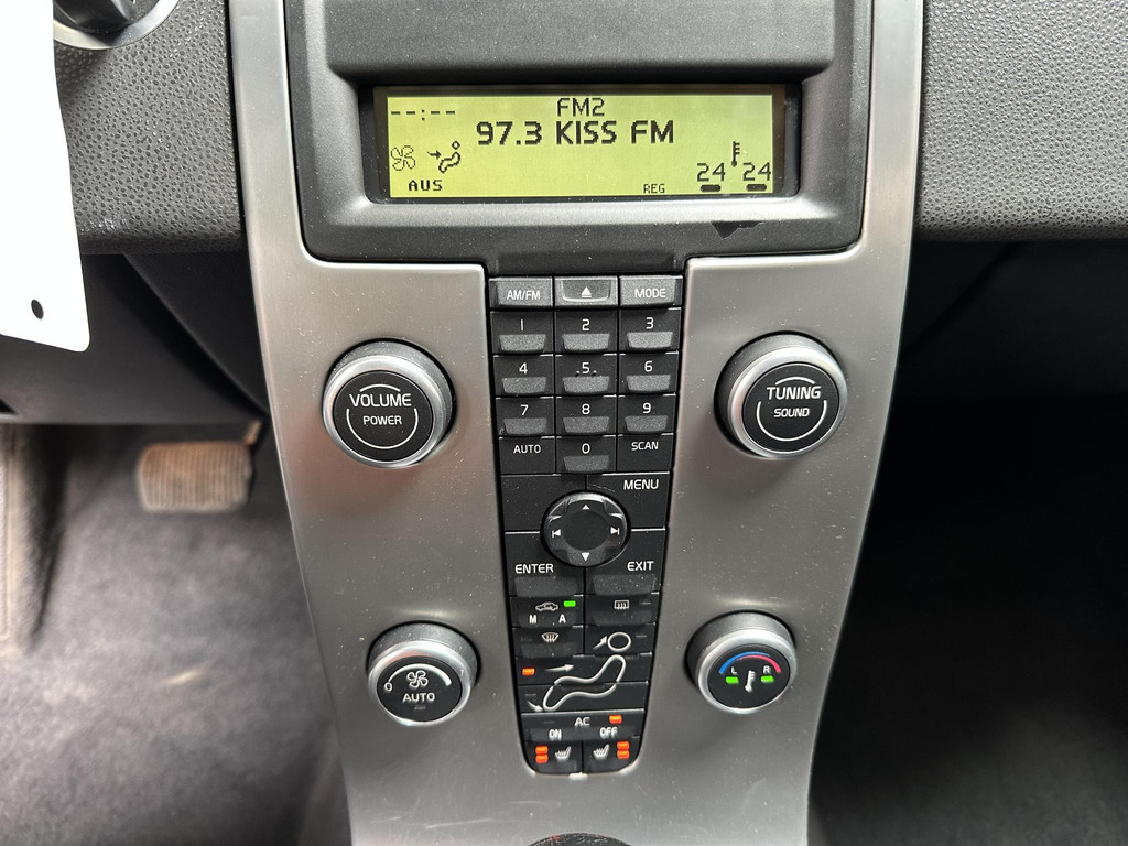 53010052-20.jpg