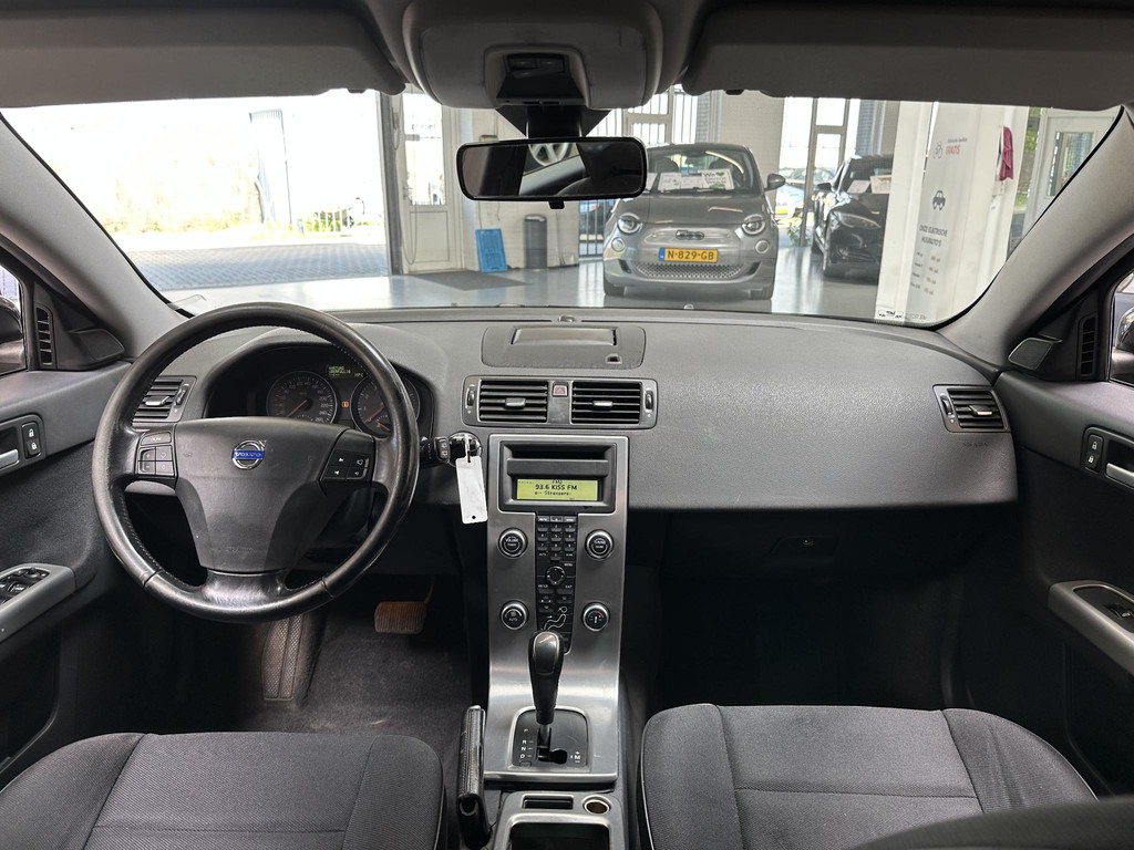 53010052-8.jpg