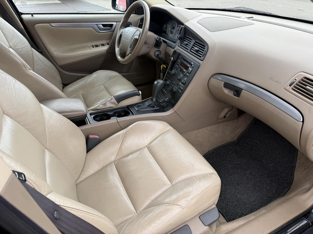 53291764-9.jpg