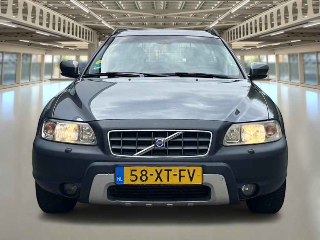 53979093-1.jpg