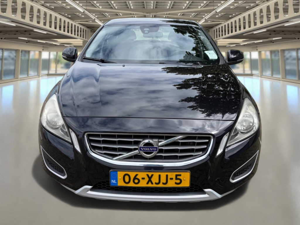 54289743-4.jpg