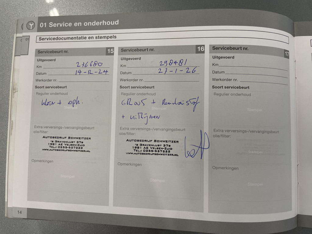 54304007-25.jpg