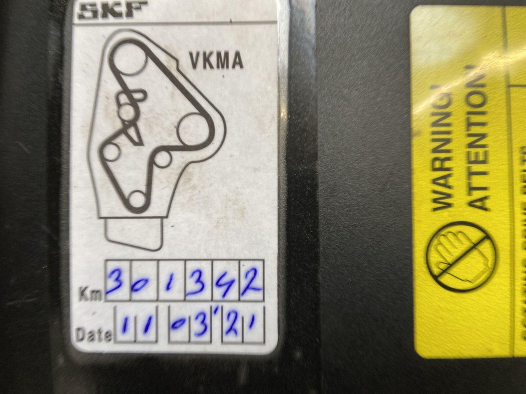 54494491-21.jpg