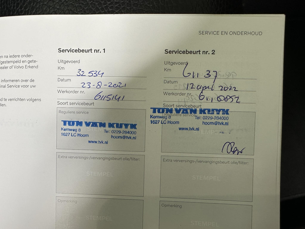 54642279-30.jpg
