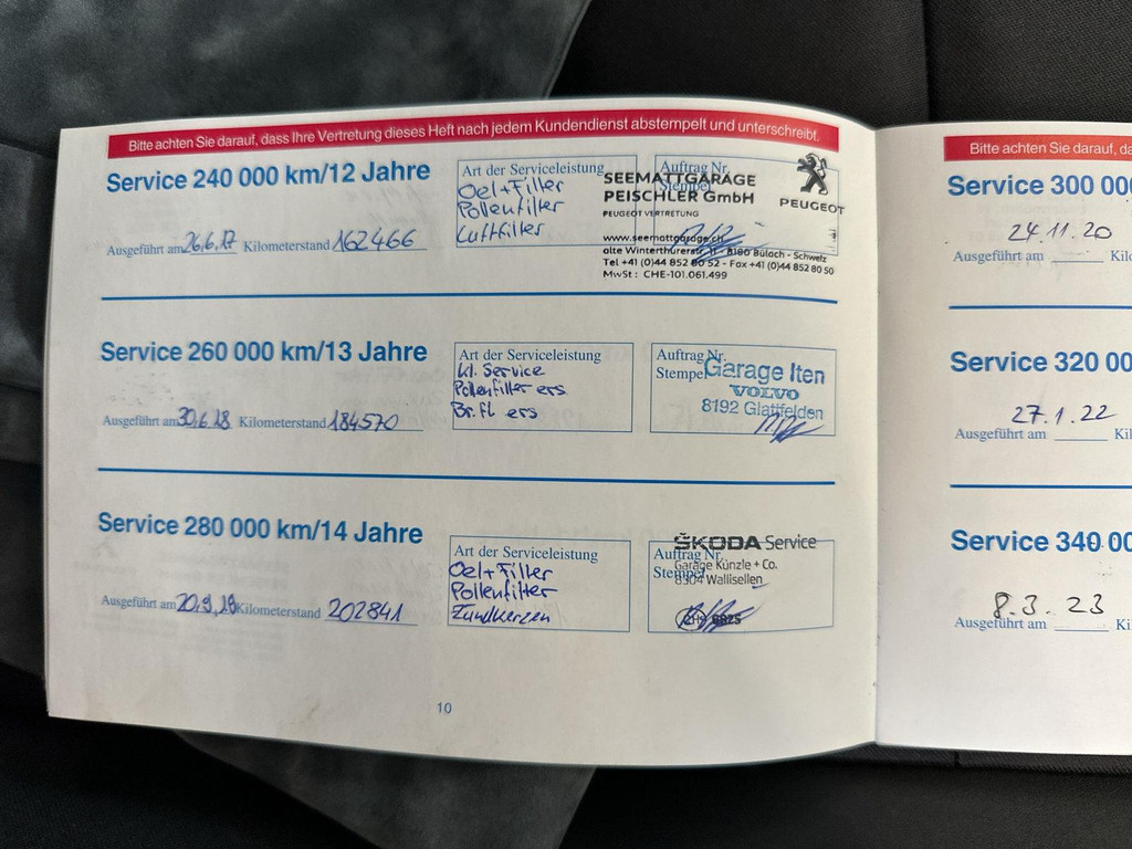 54781481-25.jpg