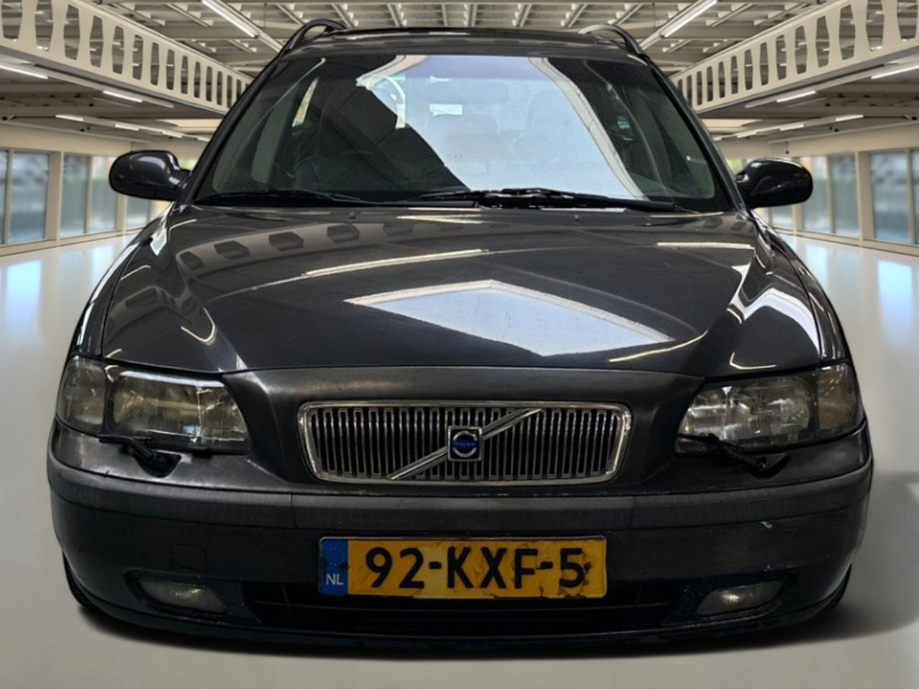 55886112-1.jpg