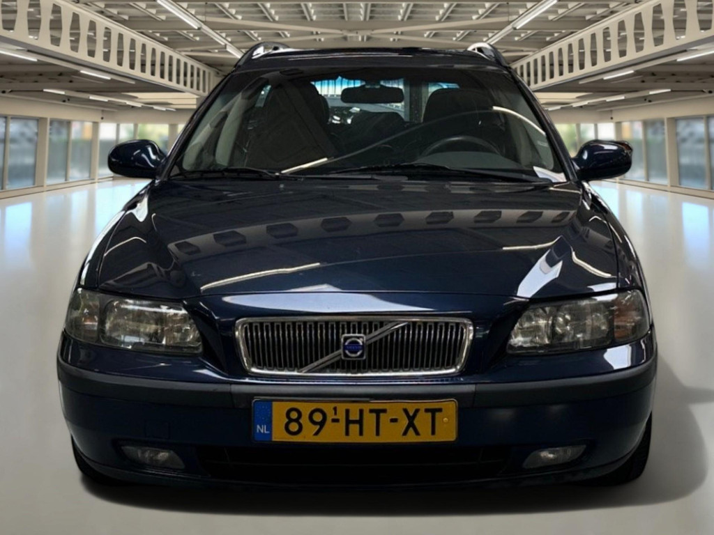 56218421-1.jpg