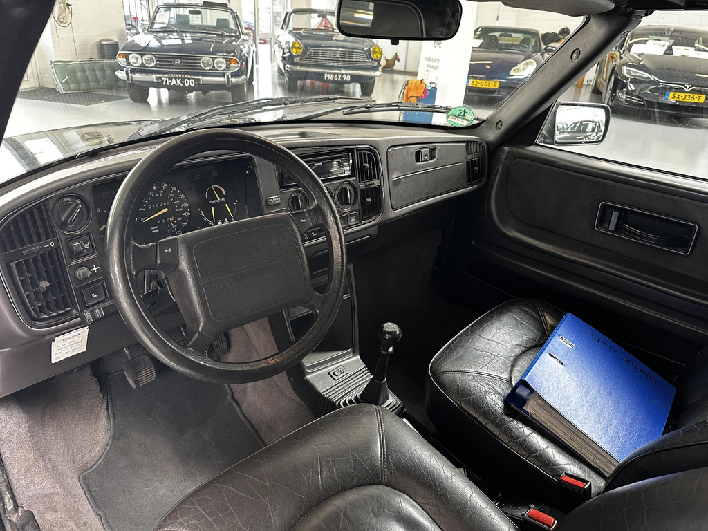 56914458-14.jpg