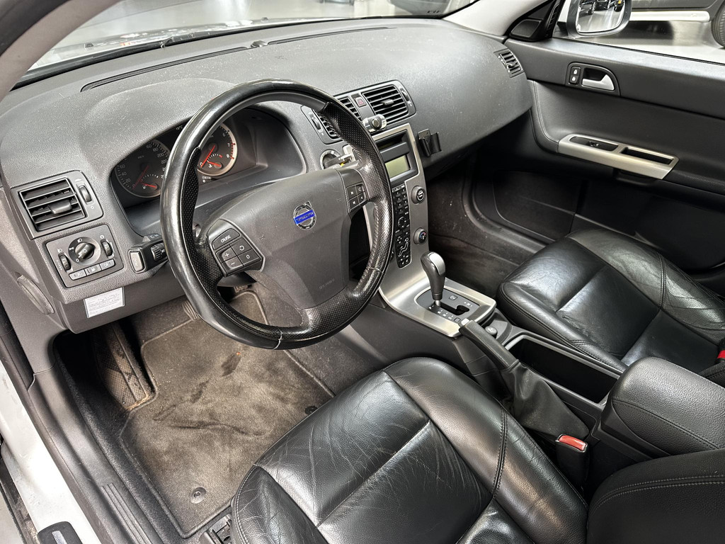 56921039-10.jpg