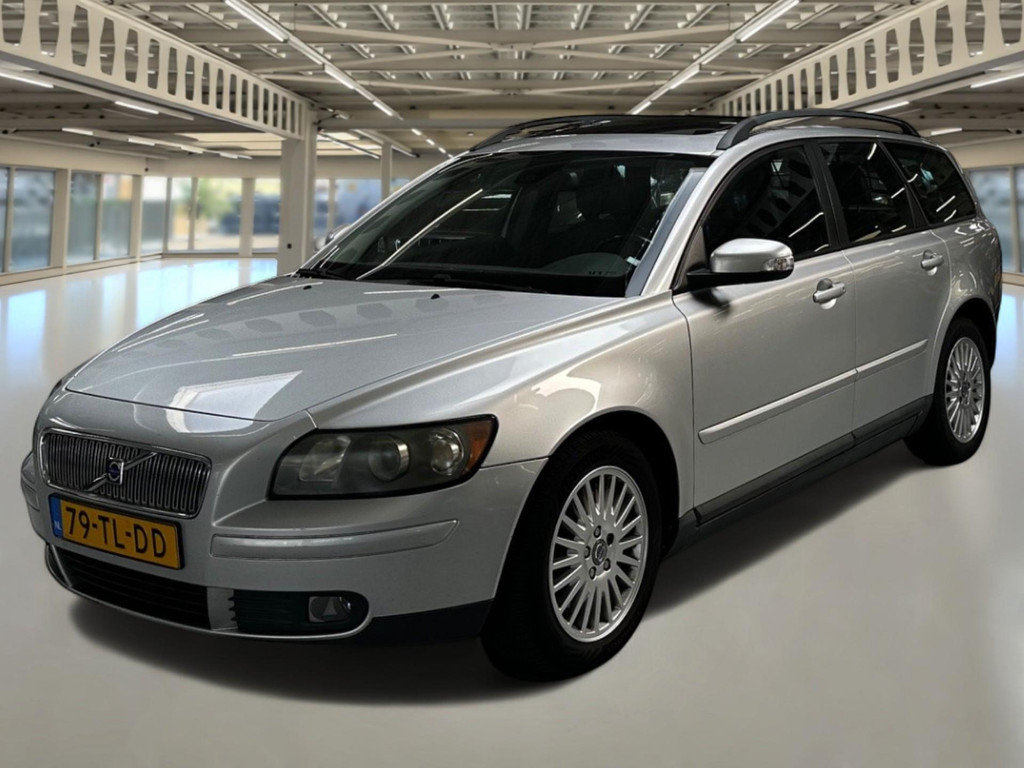 56921039-6.jpg